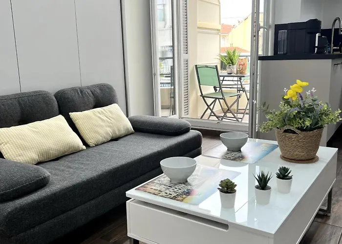 Studio Centre Ville De Nice A 200M De La Plage